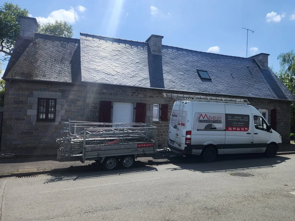 nettoyage de toiture dinan